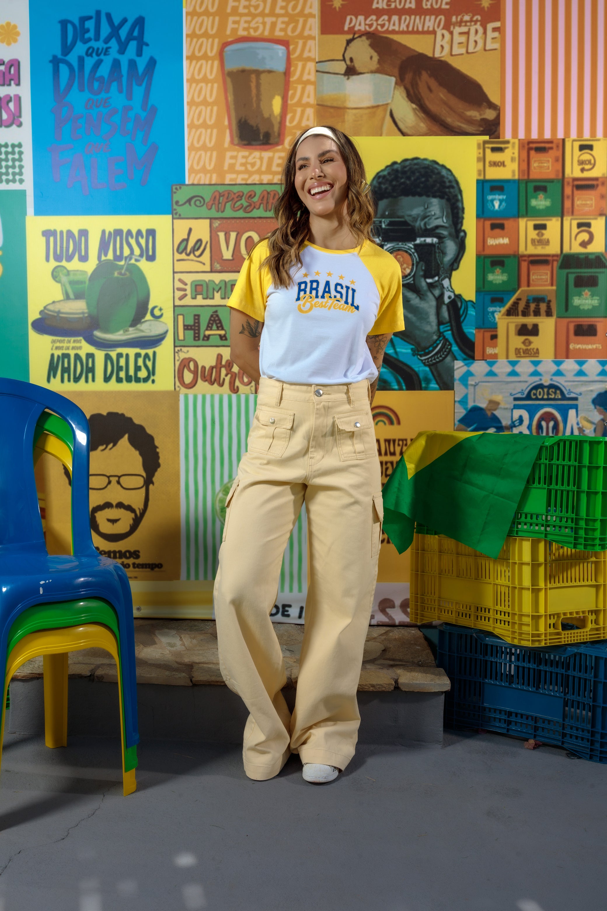 Camiseta Feminina do Brasil na Banco e Amarelo
