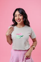 Camiseta Feminina com frase "You Look Pretty Today" na Cor Marfim