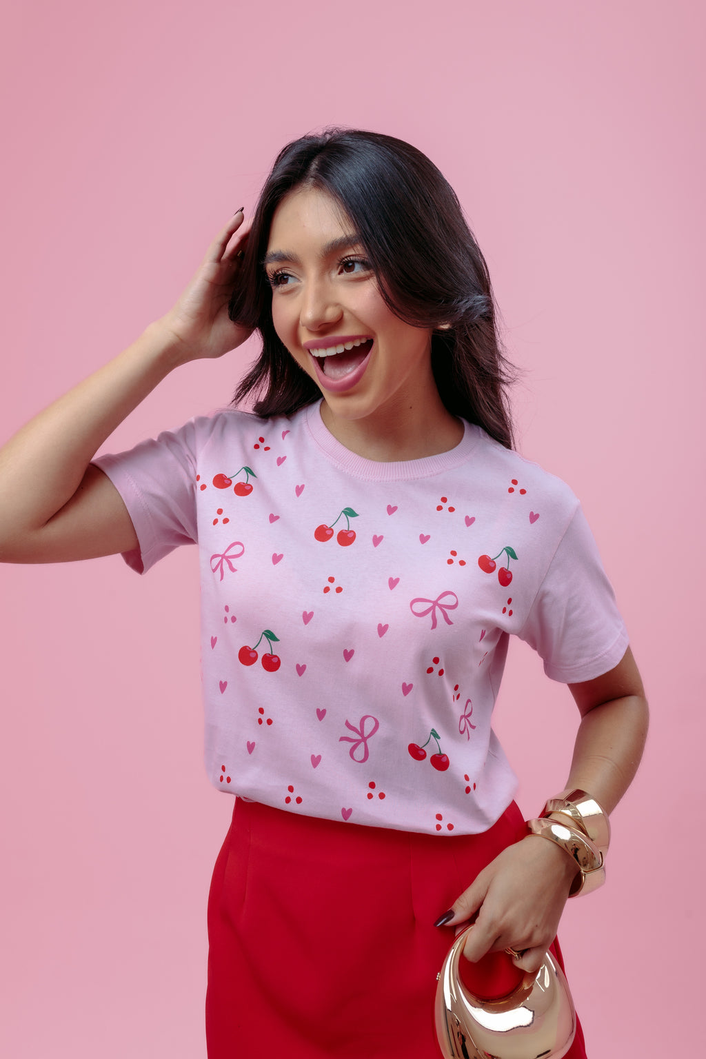 Camiseta Feminina Rosa com Estampa de Cereja
