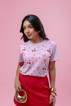 Camiseta Feminina Rosa com Estampa de Cereja