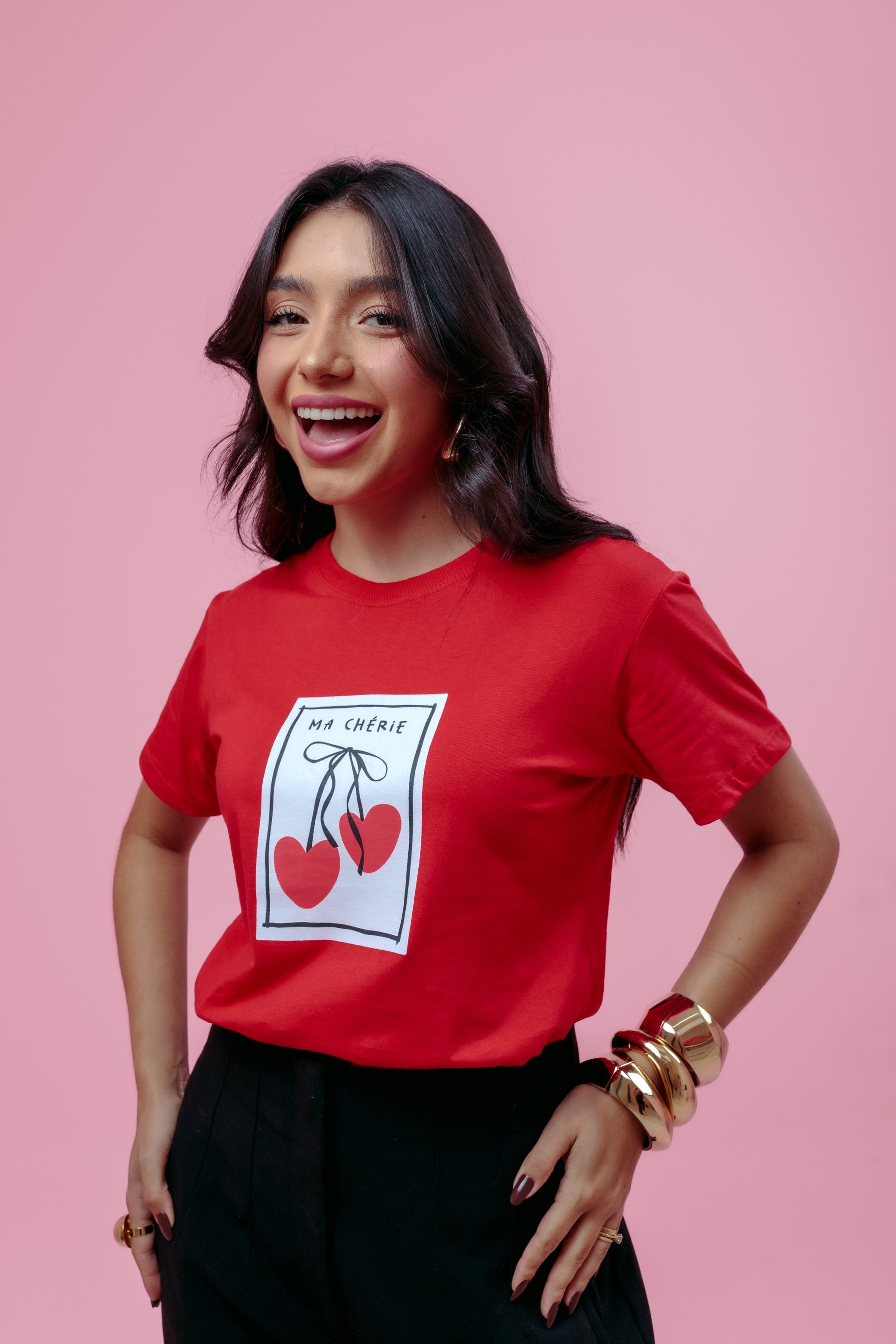 Camiseta Feminina Vermelha Estampa “Ma Chérie”