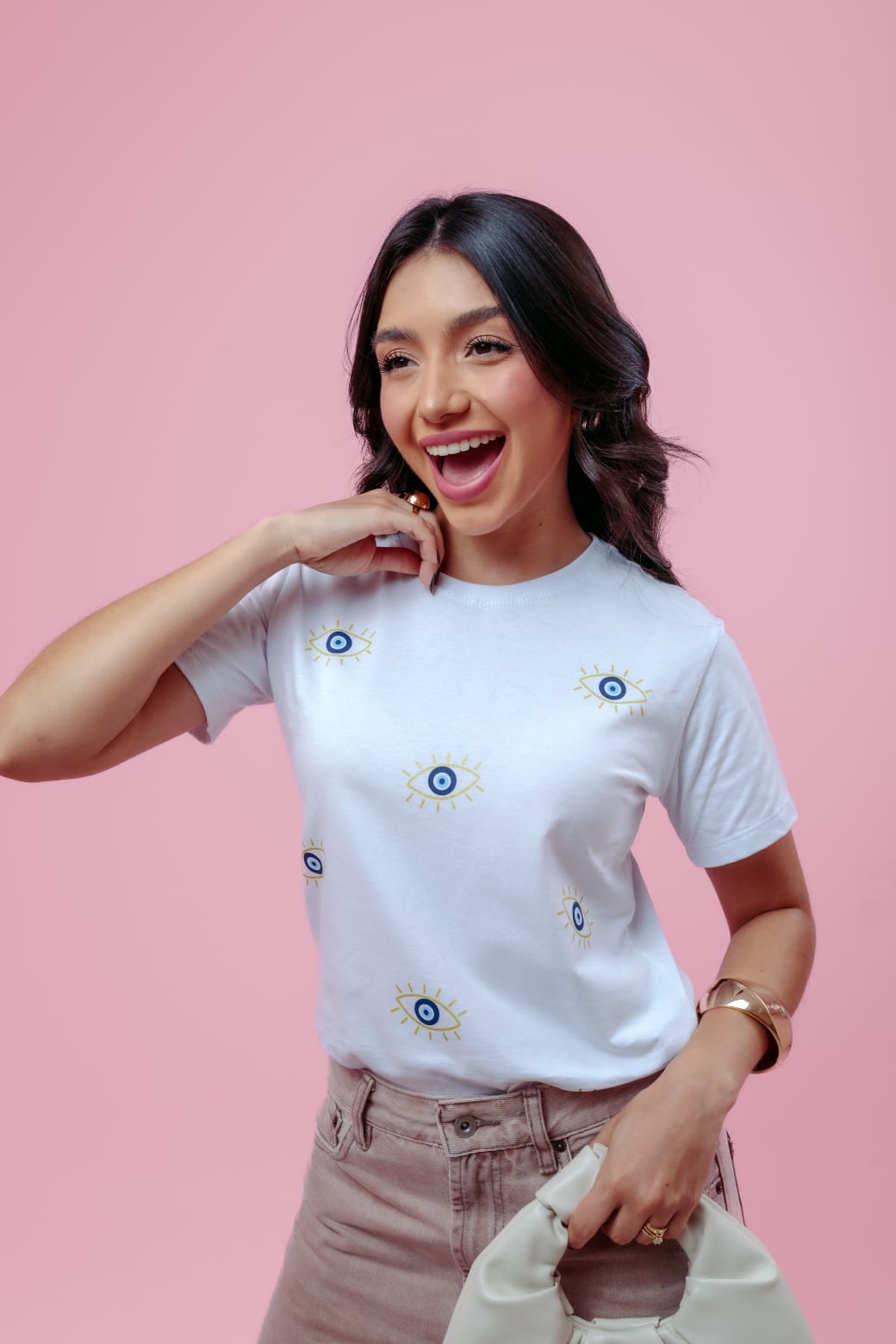 Camiseta Feminina Estampa Olho Grego Proteção