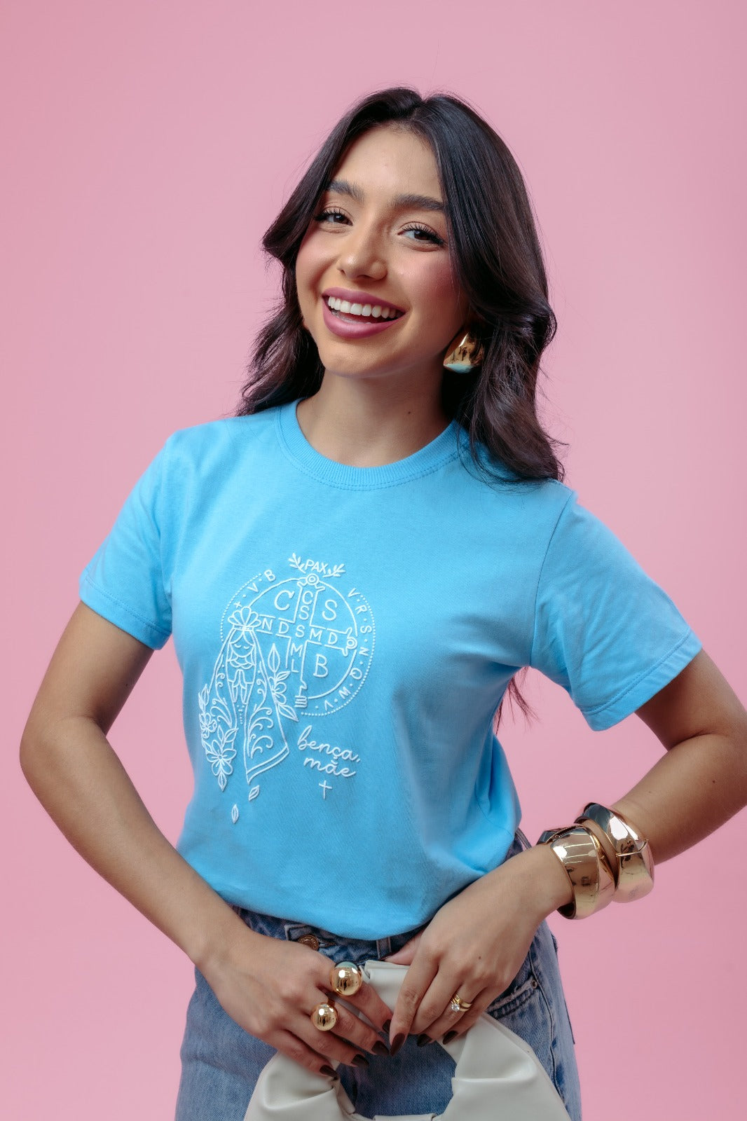 Camiseta Feminina Azul Bebe Estampa auto relevo